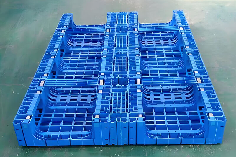 1600×1400×150mm-Modular-Interlocking-Plastic-Pallet-–-Lego-Style-22-1-1