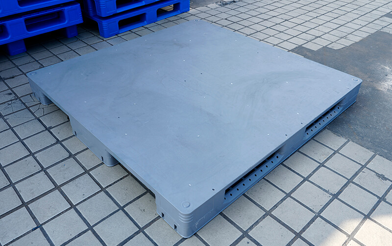 1650×1650×165 Welded Flat Deck Plastic Pallets with 3 Runners 11