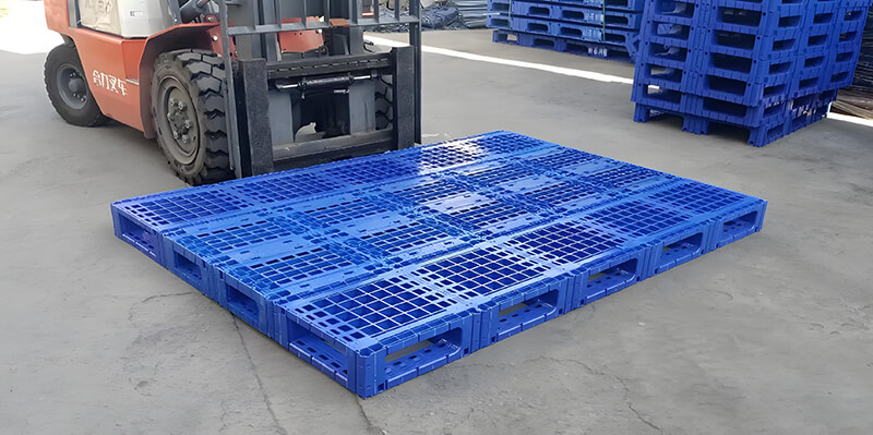 
1500×1300×150mm-Splicable-Plastic-Pallets-11